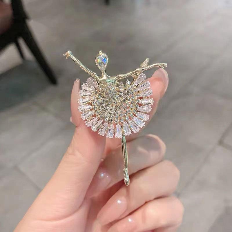 Fashionable Ballet Girl Brooch Feminine Charm Pin Cute Personality Suit Coat with Accessories