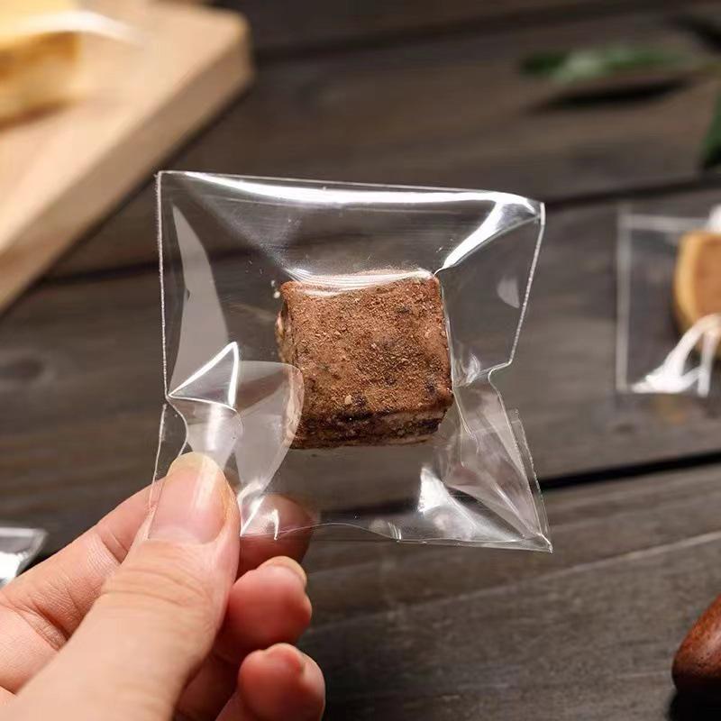 Self-Sealing Transparent Bakery Packaging Bag for Scones, Biscuits, Cakes, and Toast