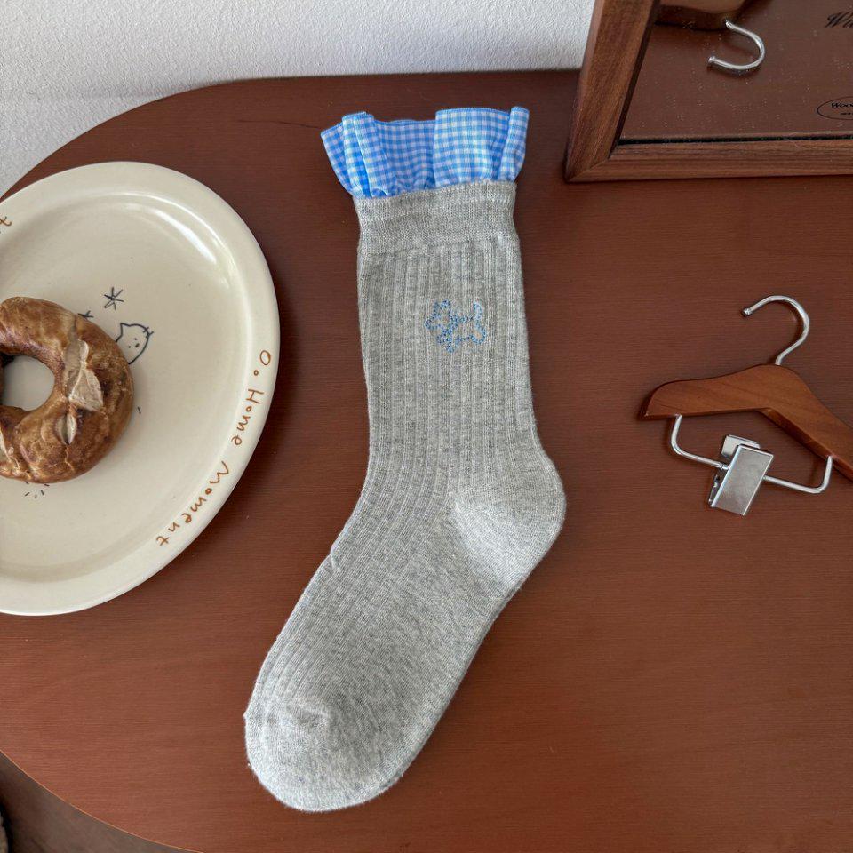 

Осенне-зимние клетчатые носки до середины икры с кружевом и вышивкой в виде щенка One Size серый