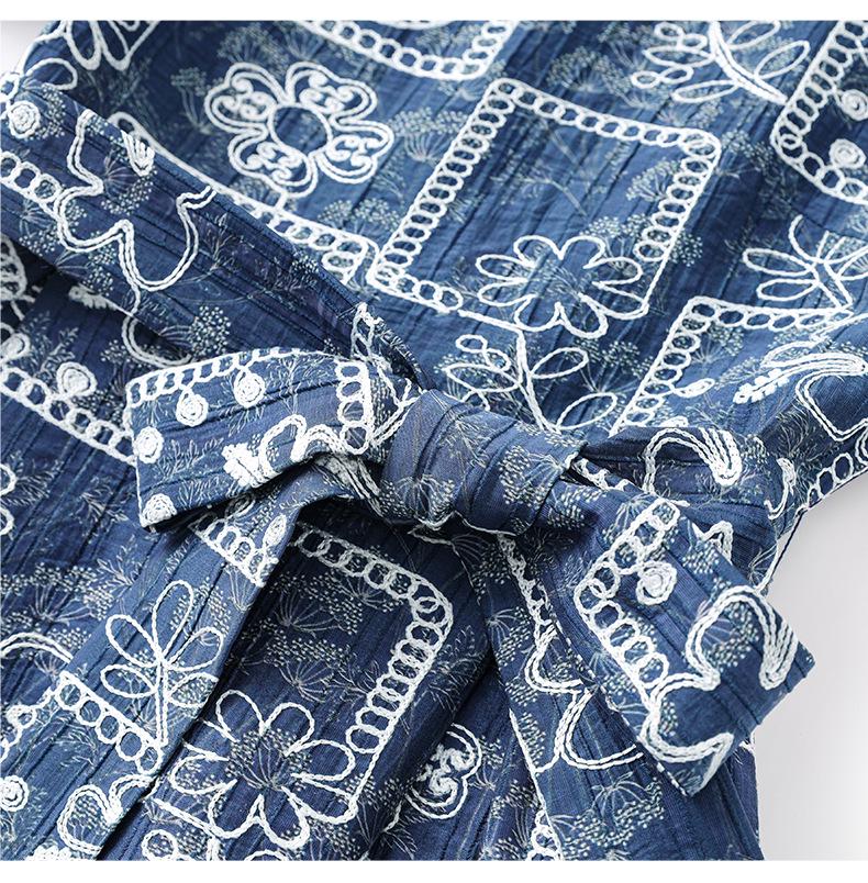 High-End Exquisite Crew Neck Embroidered Lace-Up Summer Dress