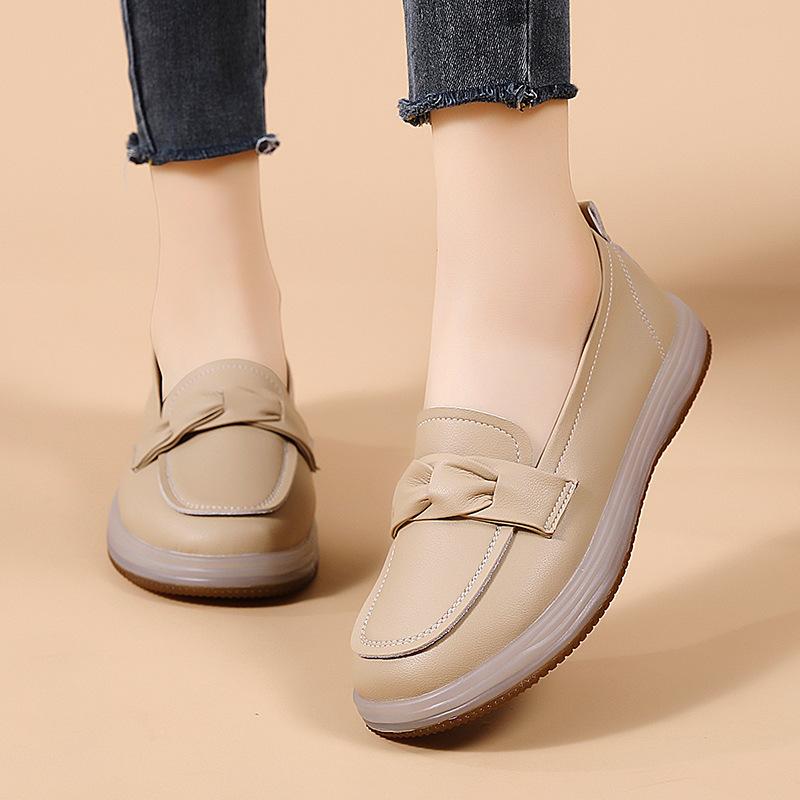 Leather women's autumn one-pedal single shoes, small leather shoes, flat and comfortable mother shoes