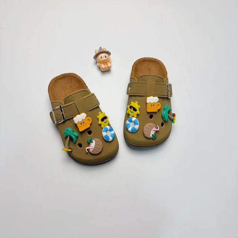 

Мультяшна Голова Мила DIY Crocs - Літні Нековзкі Сліпони 30/31 (Length 17.5 cm)