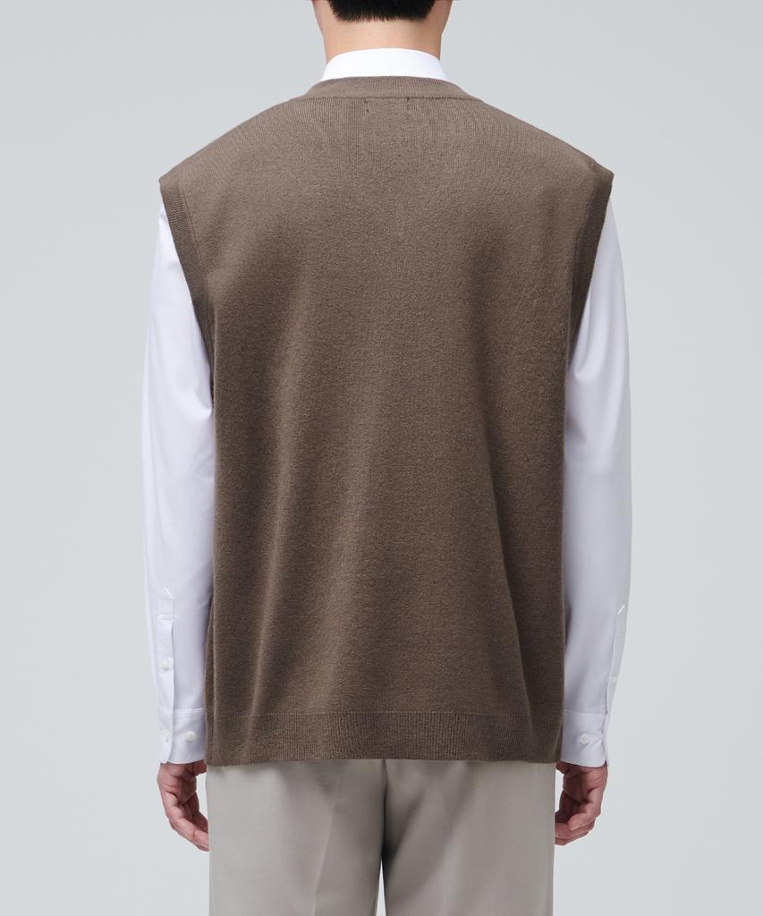 MUSINSA STANDARD Lambswool V-Neck Knit Vest [Mocha]