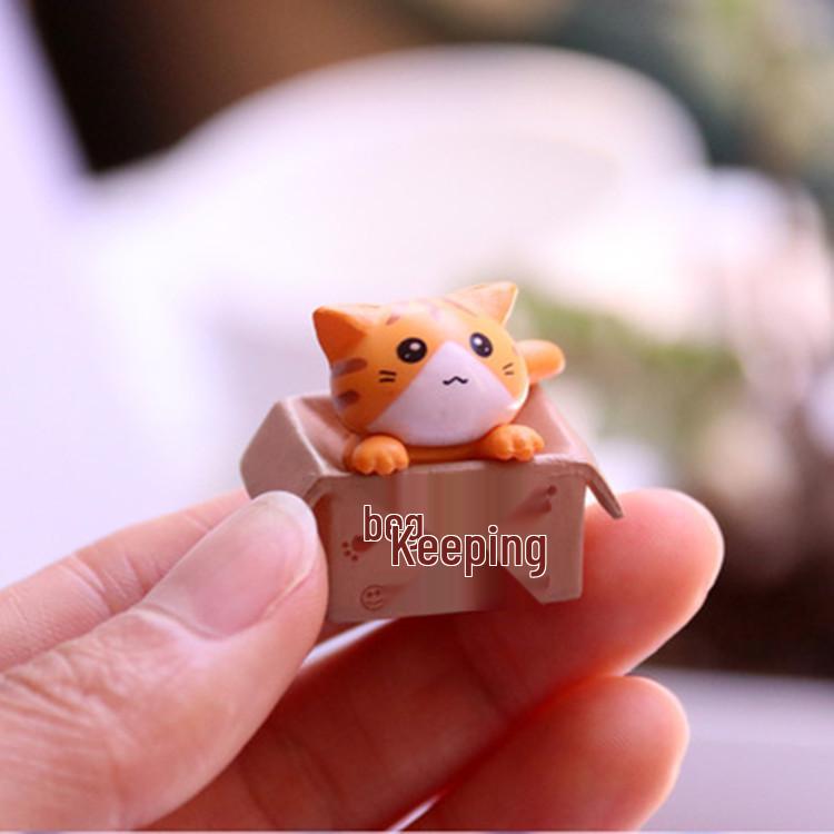 Private House Cat Kitten Plush Car Pendant: Micro Landscape Ornament & Succulent Blind Box Cake Decor