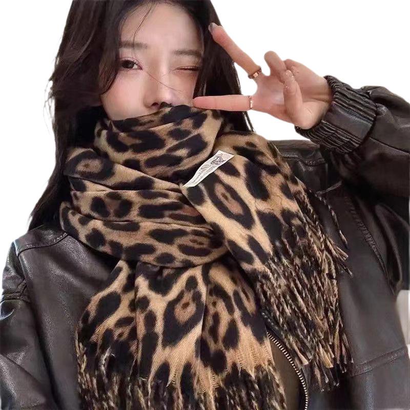 Leopard Print Faux Cashmere Scarf - Women's Korean Style with Retro Tassels for Autumn/Winter
