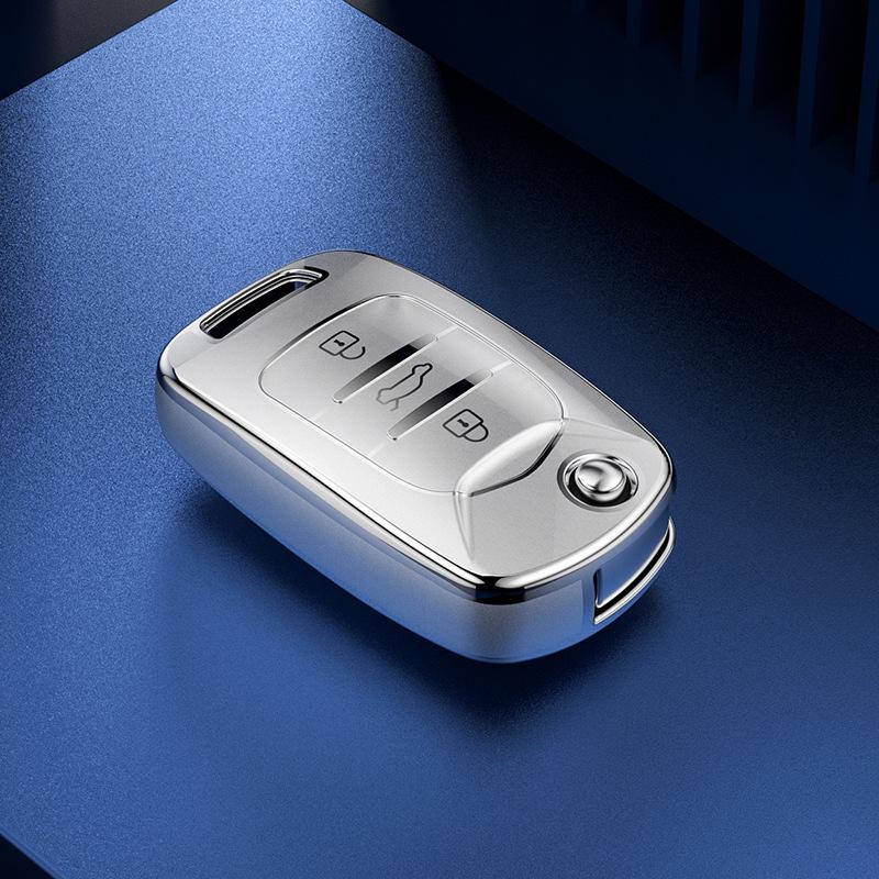 Compatible Key Covers and Quicksand Keychains for Baojun 510, 730, 310W, 200E, 100, 560, 530, and 630.