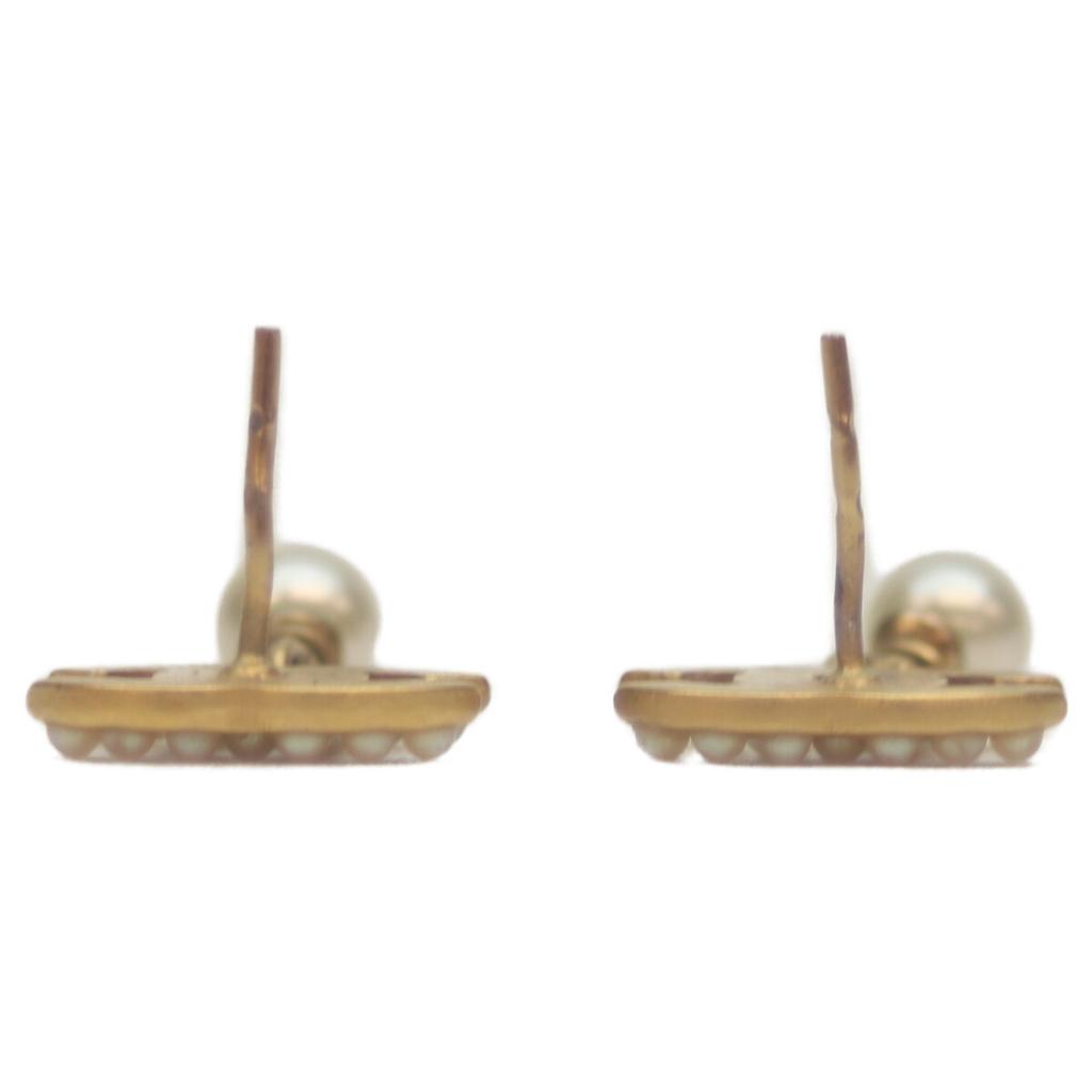CHANEL 03A Gold Plated Pearl CC Logos Mini Pearl Swing Earrings earring goldUsed