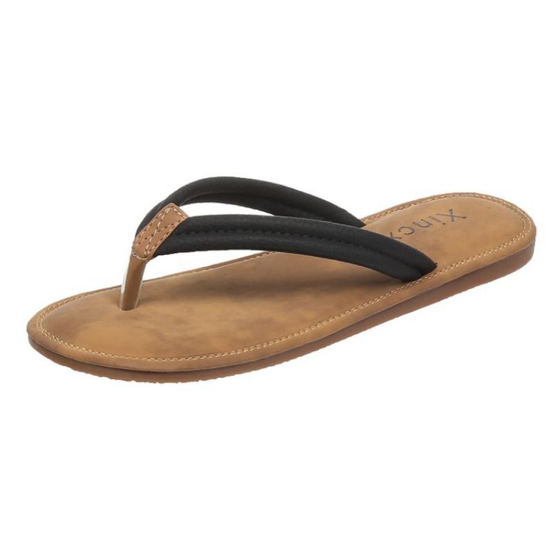 Women's Stylish Outdoor Flip-flops for Summer, Korean-style Student Design, Simple Non-slip Thong Beach Sandals.