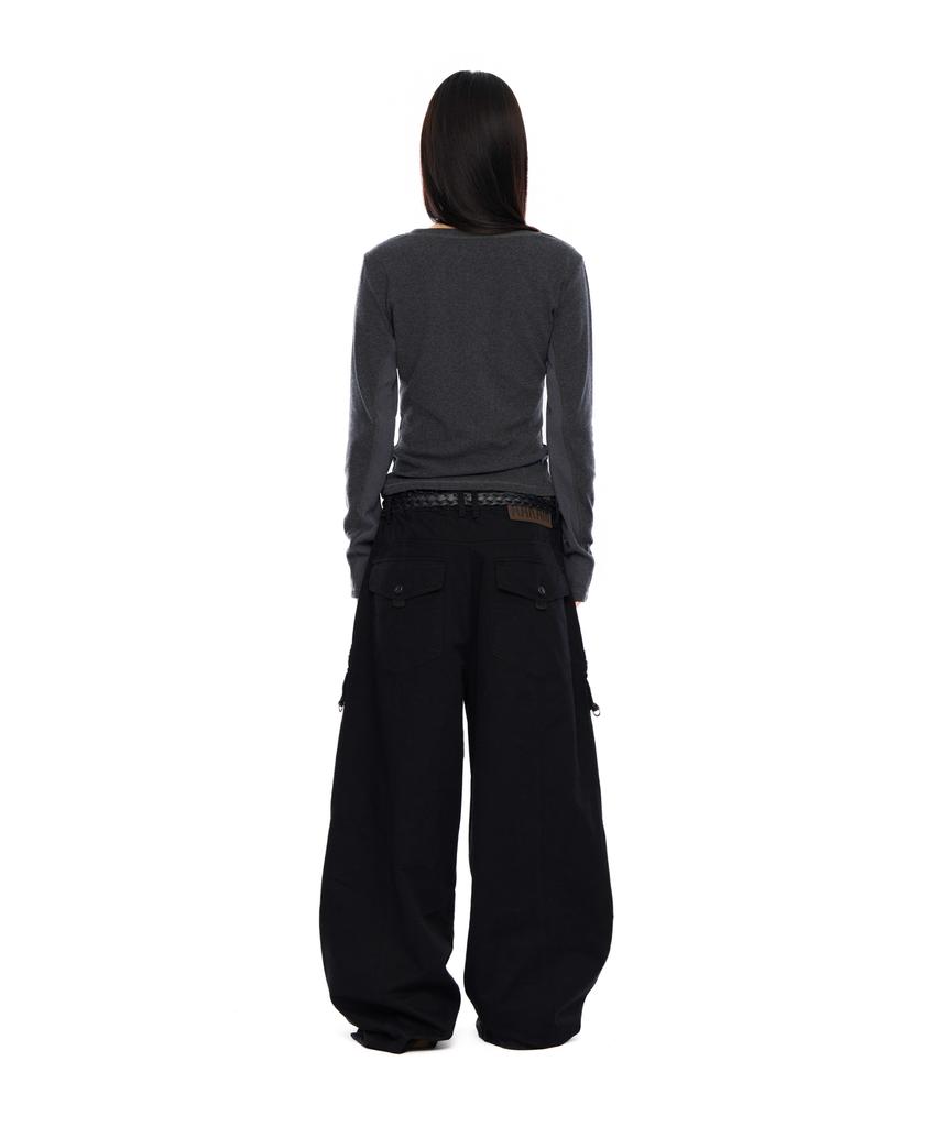 AAKAM Knee Pin-Tuck Zippered Cargo Pants (Black)