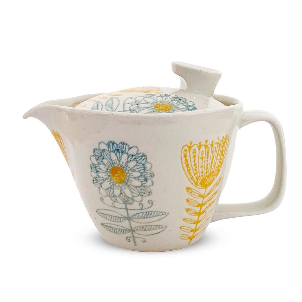 Teapot Hasami ware Made in Japan Tea strainer included 240m Large For one to two people Nordic flowers Light blue Teapot body Microwave and dishwasher
