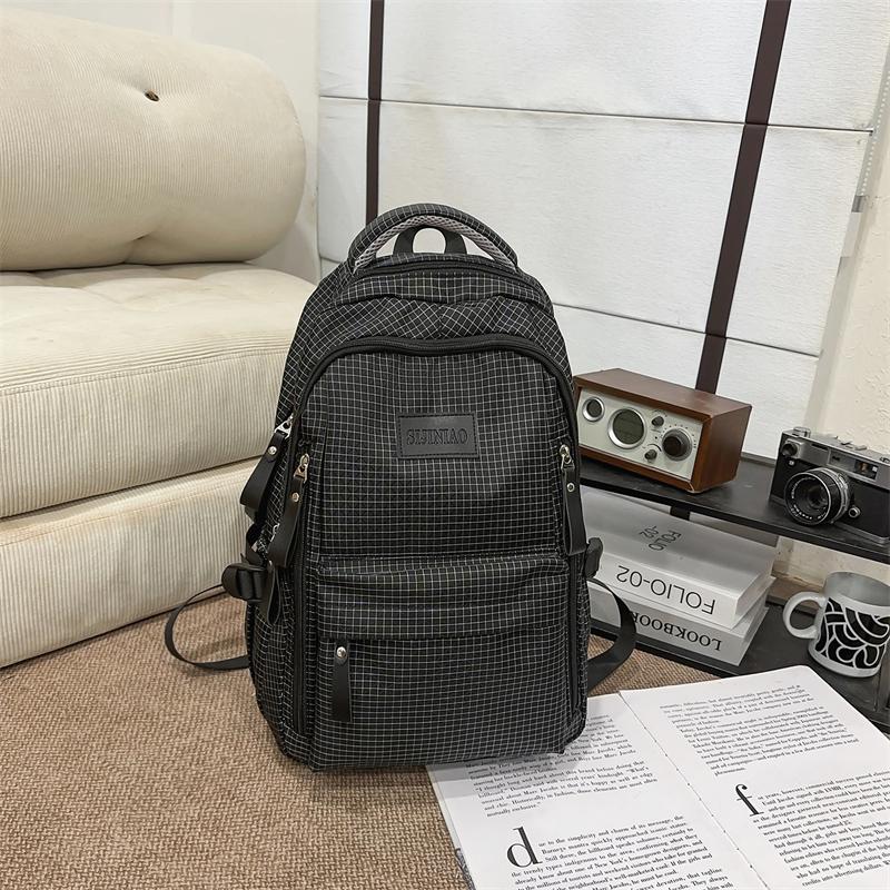 Vintage Plaid Backpack Large Capacity Lightweight School Bag for Junior High School Students