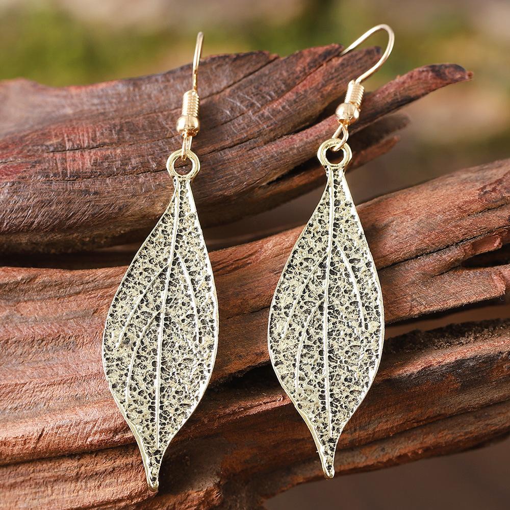 Retro Palace Style Ancient Blue Leaf Earrings New Leaf-shaped Design Ear Jewelry