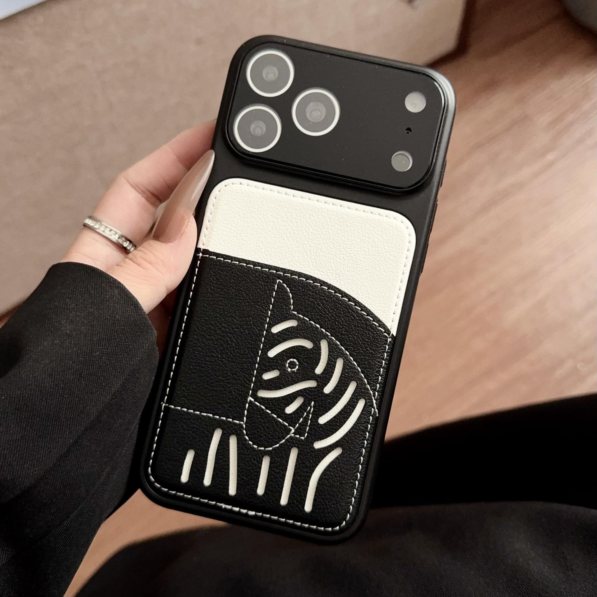 

Crossbody Cardholder for Apple 16ProMax/17 - Fashionable Leather Horse Design iPhone Protective Case 17 Promax