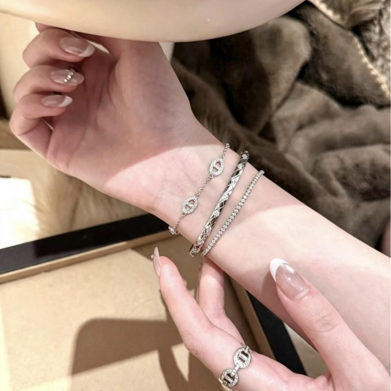 Pig Nose Bracelet 18K Gold Plated Vintage Style Jewelry Women