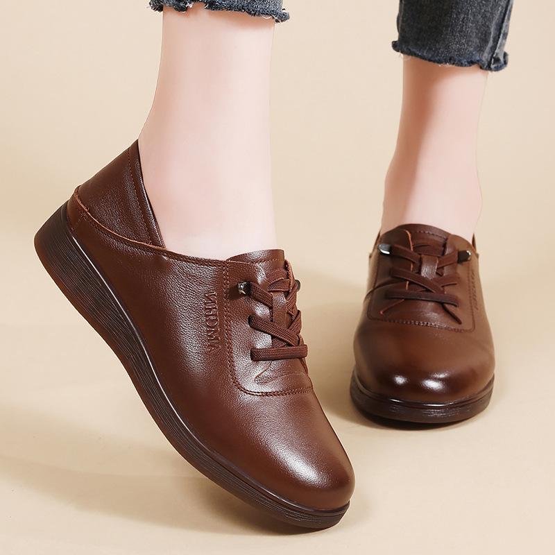 

Two-step genuine leather cowhide sole small leather shoes women s autumn soft sole wedge heel single shoes retro casual cowhide mother shoes 40 чорний