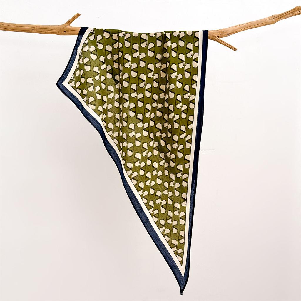 Retro Cotton and Linen Feel Triangular Silk Scarf Women's Four-season Versatile Neck Protection Scarf Headscarf Commuting Accessories Scarf