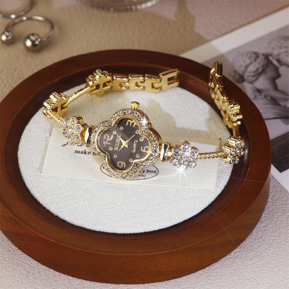 Full diamond fine leaf grass dial watch, light luxury and high-end feel, digital face bracelet, ladies' temperament exquisite watch