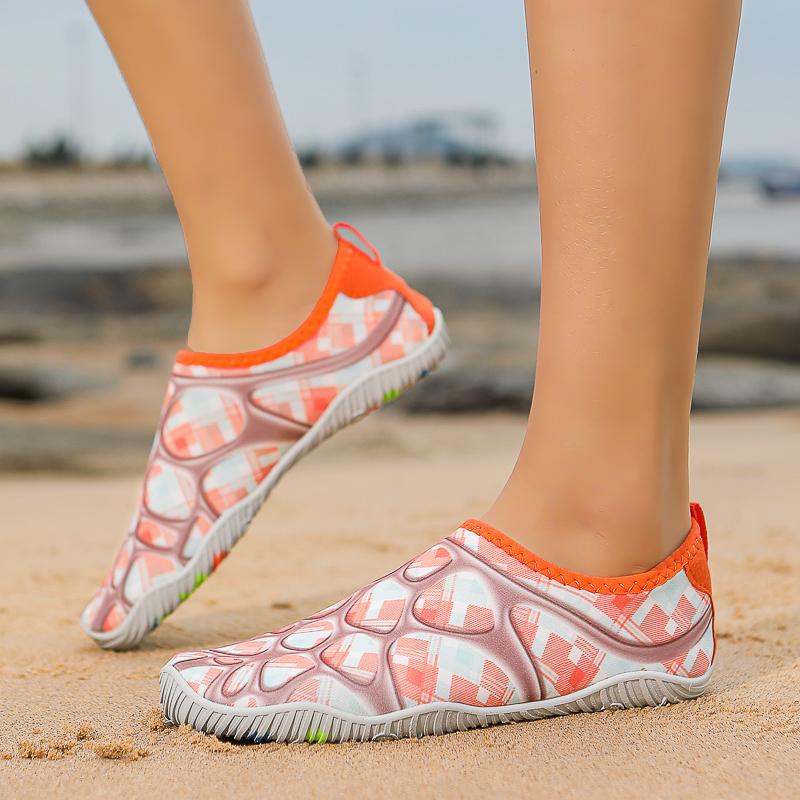 Quick-Drying Men Shoes Summer Lightweight Couple Water Shoes Breathable Slip-on Yoga Shoes Flexible Colorful Sneakers 35-46