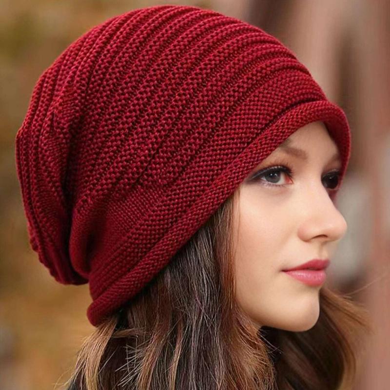 1pc Ladies' Slouchy Beanie with Thick Thermal Lined,Soft Skin-Friendly for Winter Daily Wear Outdoor Activities Ear Protection