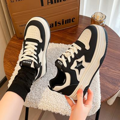 2024 Frühling neue kleine weiße Schuhe Damen Board Schuhe ins vielseitig Frühling und Herbst hoher Wert Campus Freizeit Sport Board Schuhe