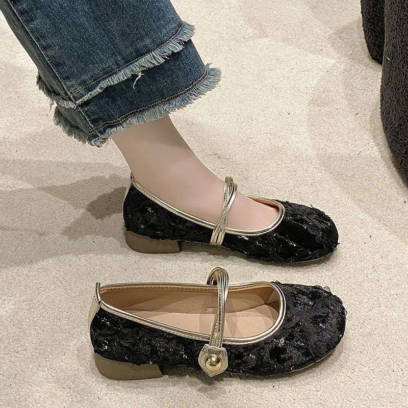 Mary Jane women's shoes 2025 spring and autumn new Xiaoxiangfeng soft-soled pearl shoes fairy retro shallow mouth temperament square head