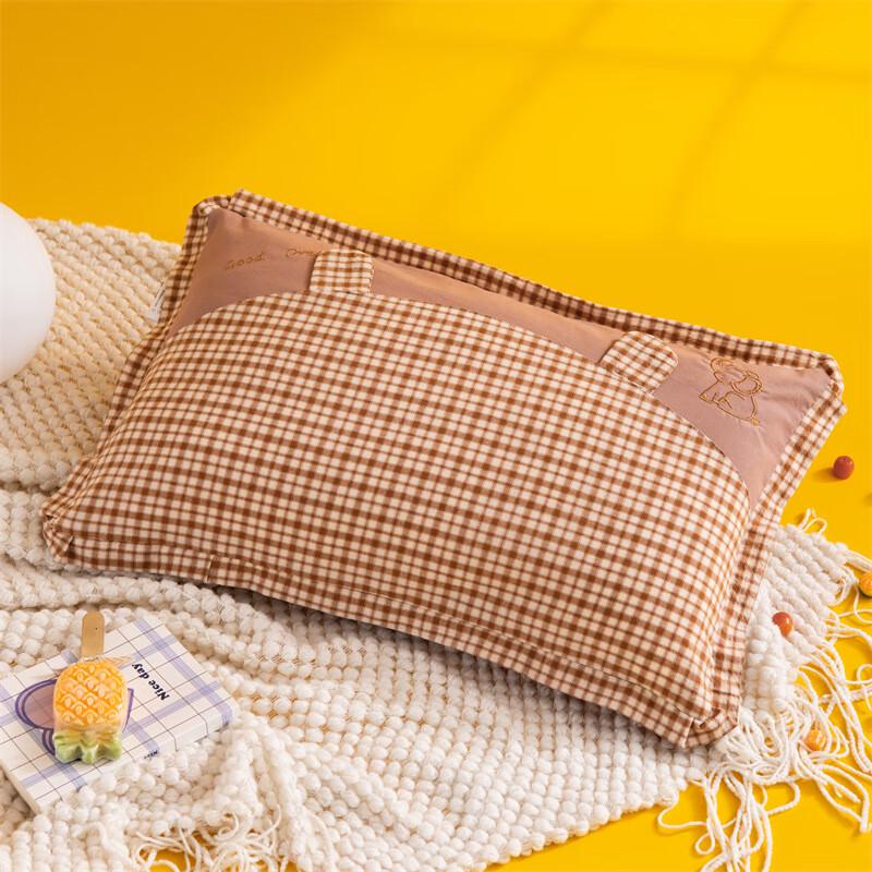 OLOMM Baby Buckwheat Pillow with Cartoon Elephant Lace