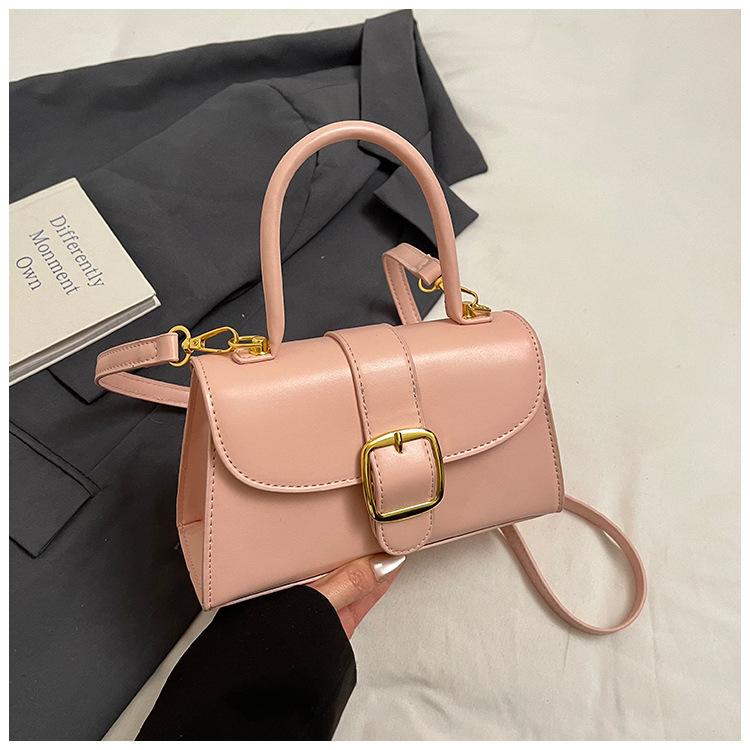 

2025 summer new simple portable shoulder bag fashionable and popular small square bag niche casual design messenger bag розовый
