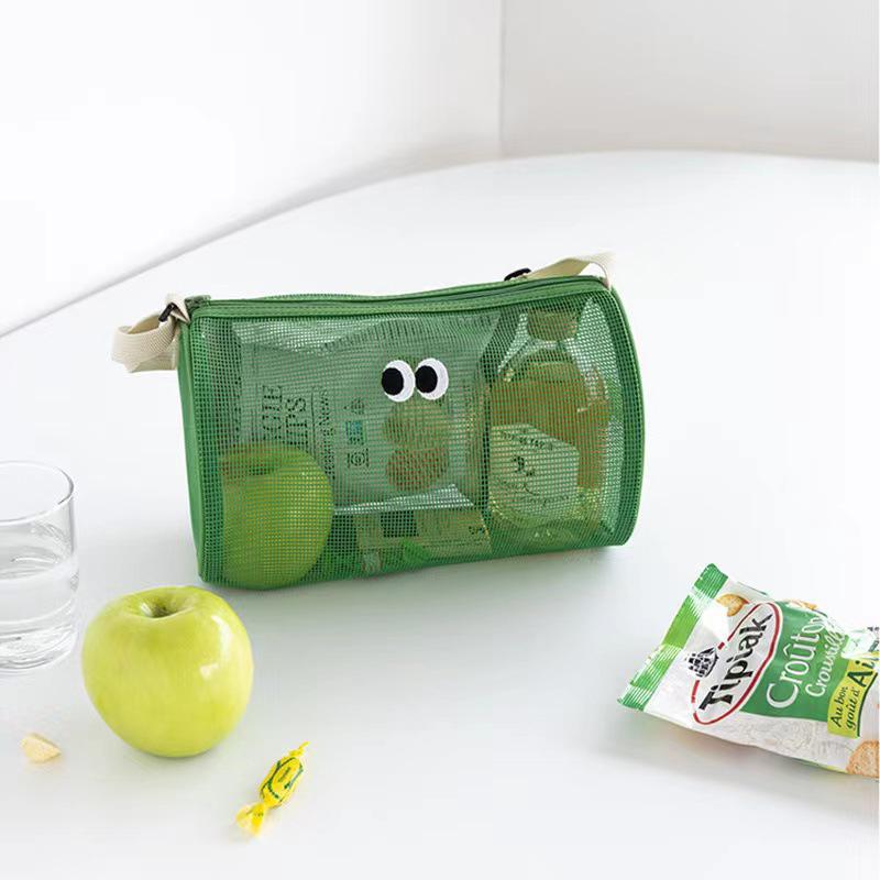 

Cylindrical Swimming Bag Simple Large-Capacity Breathable Shoulder Bag Portable Makeup Case Women зелёный