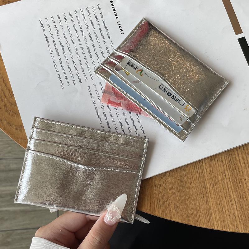 Exquisite Ladies' Crackle Leather Ultra-Thin Card Holder – Cute, High-End Mini Case for Cards and Driver's License