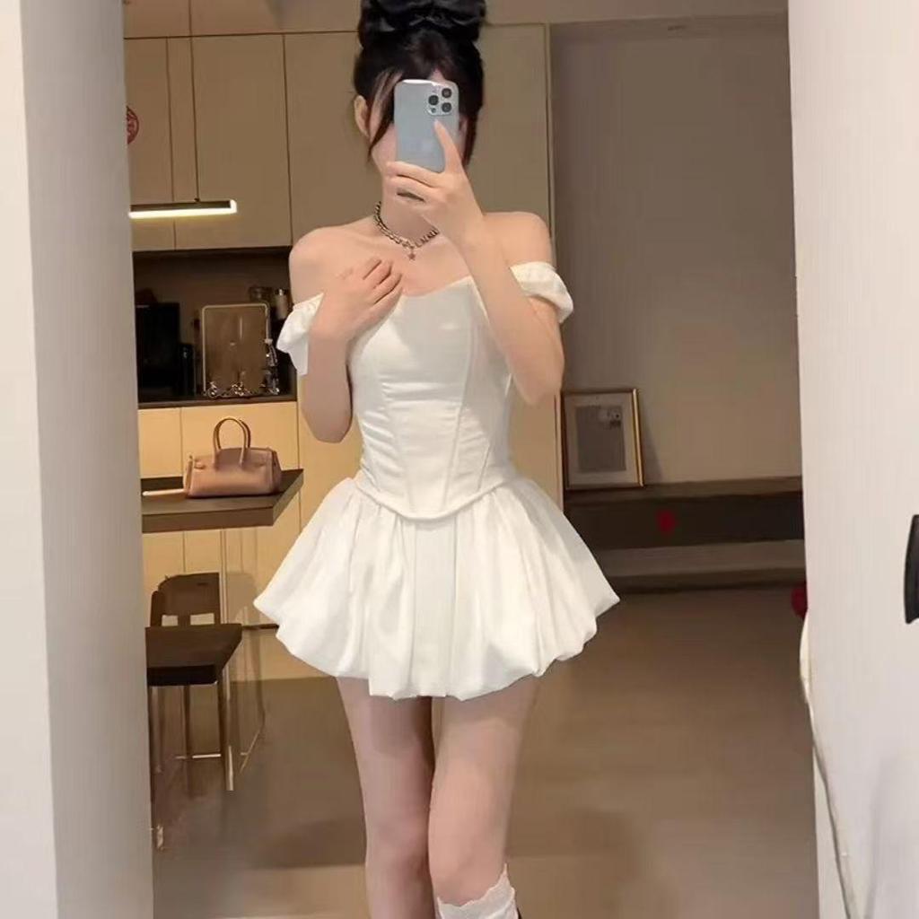 Chic French Short Sleeve Off-Shoulder Corset Slimming Top