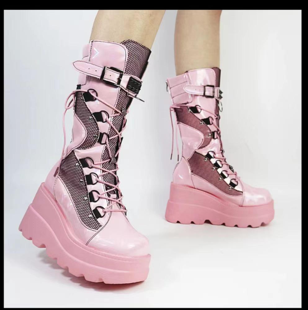 

Demonia Готические ботинки на платформе-клине - 2021 Крылатые до середины икры, Большие размеры, Европейский и американский стиль для женщин 41 розовый