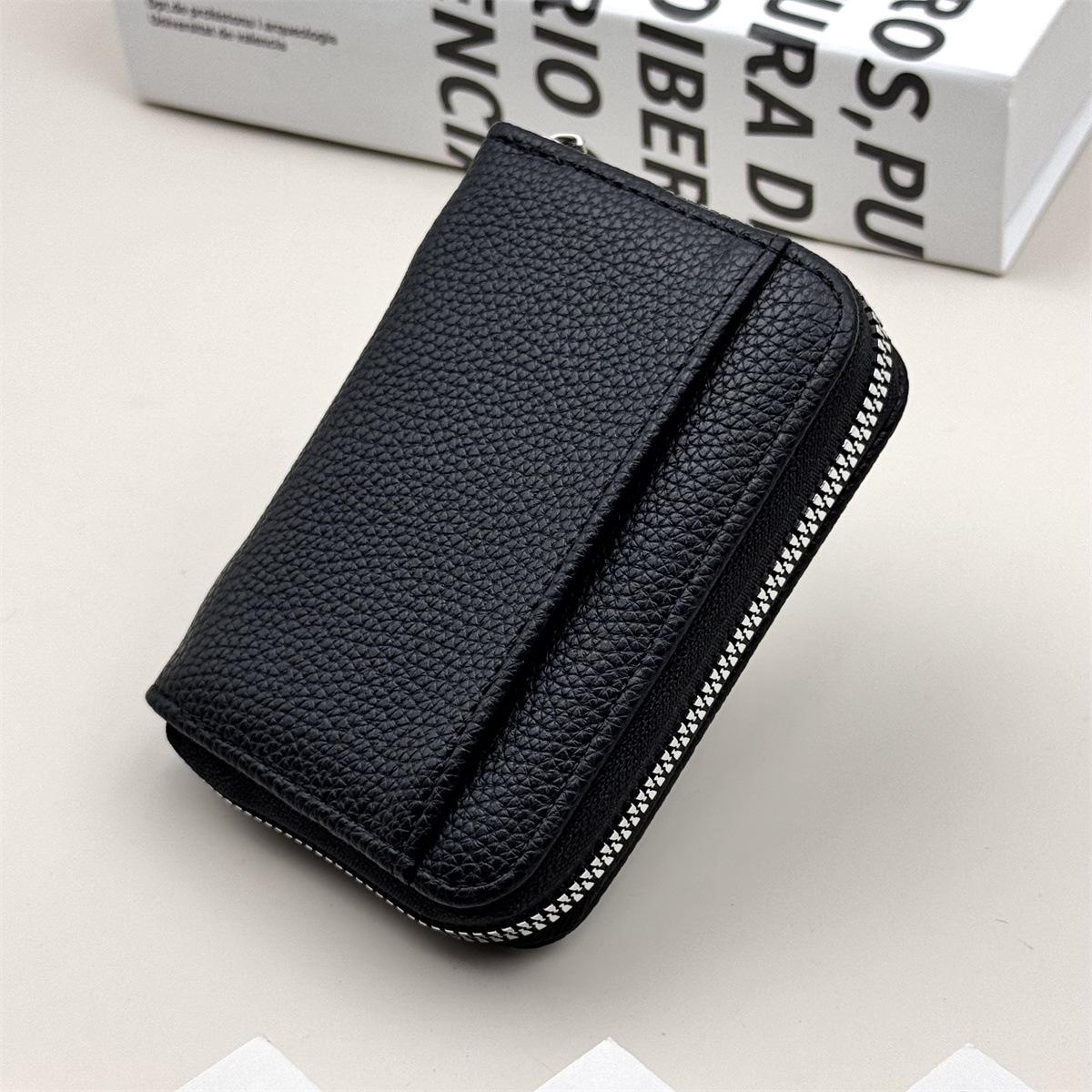 

Портативный вместительный держатель для карт и монет чёрный