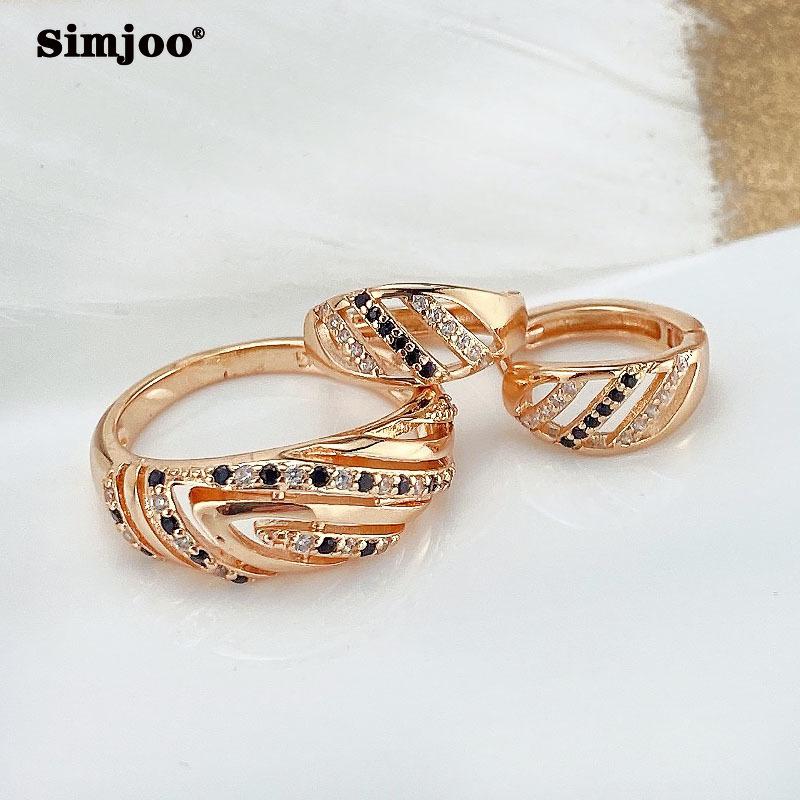 SIMJOO Romantiska Roséguld Örhängen Mode Utsökta Ihåliga Svartvita Linje Zirkon Ring och Örhängesset