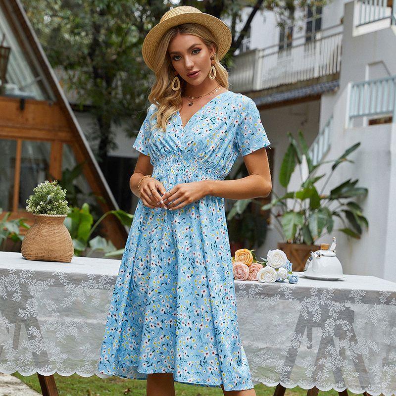 Women's V-neck Short-Sleeve Floral Slim and Sexy Dress