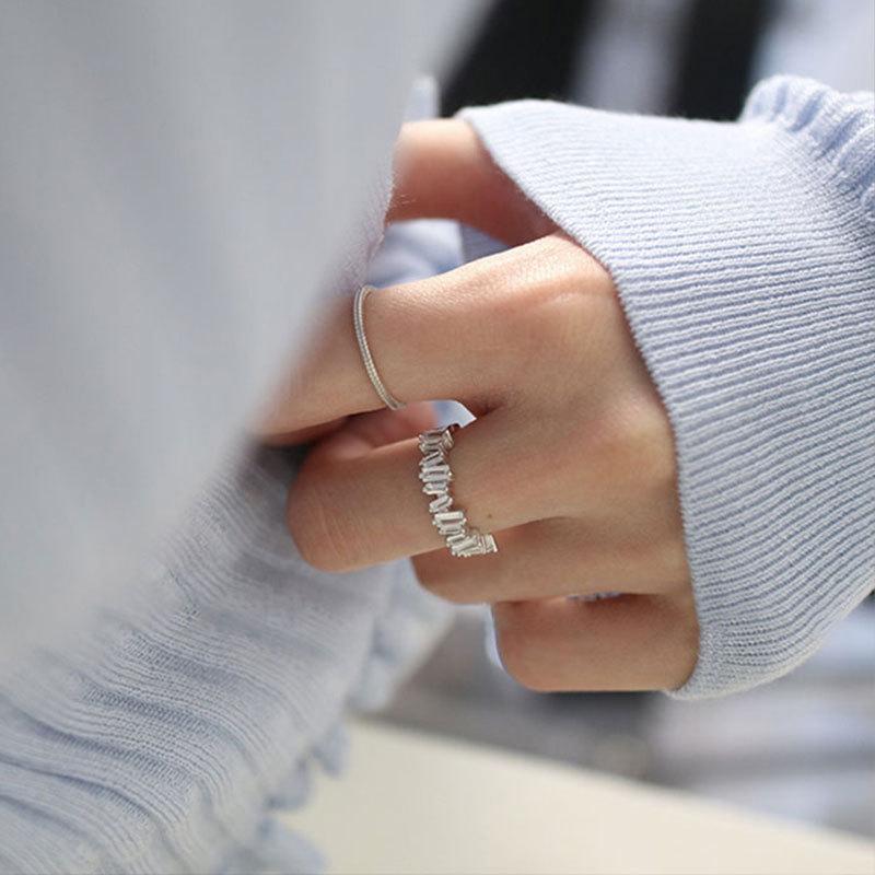 Exquisite 925 Adjustable Silver Ring With Twinkling Crystal For Everyday Wear Gifts Or