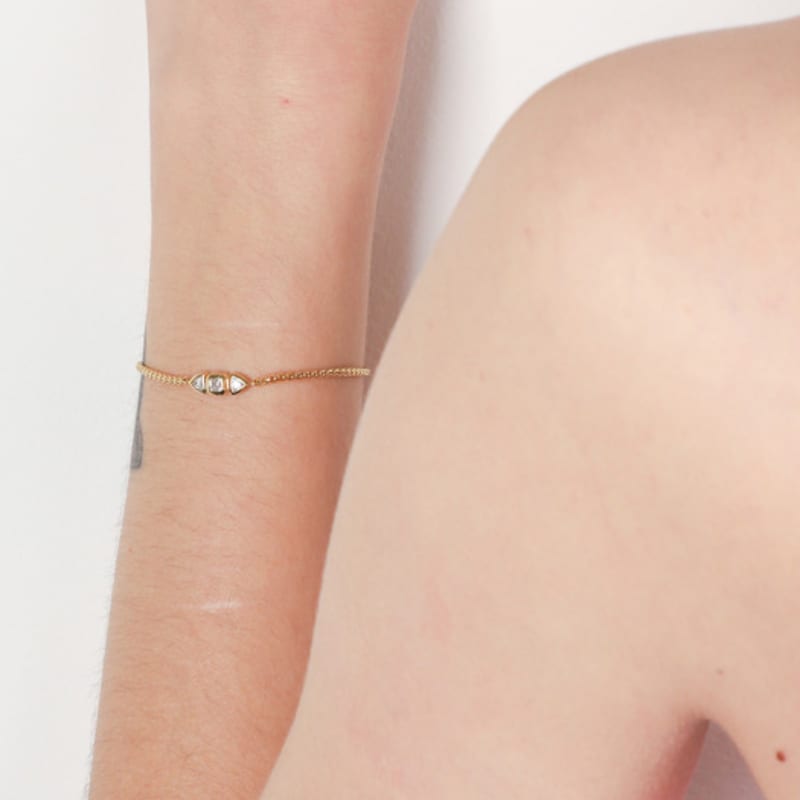 dfarbe gold moissanite trillion chain bracelet