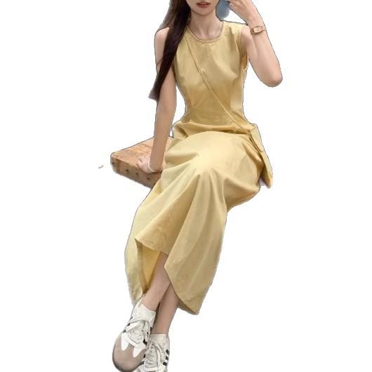 Pure and Gentle Yellow Dress for Women, Summer Round Neck, Waist and Thin Back