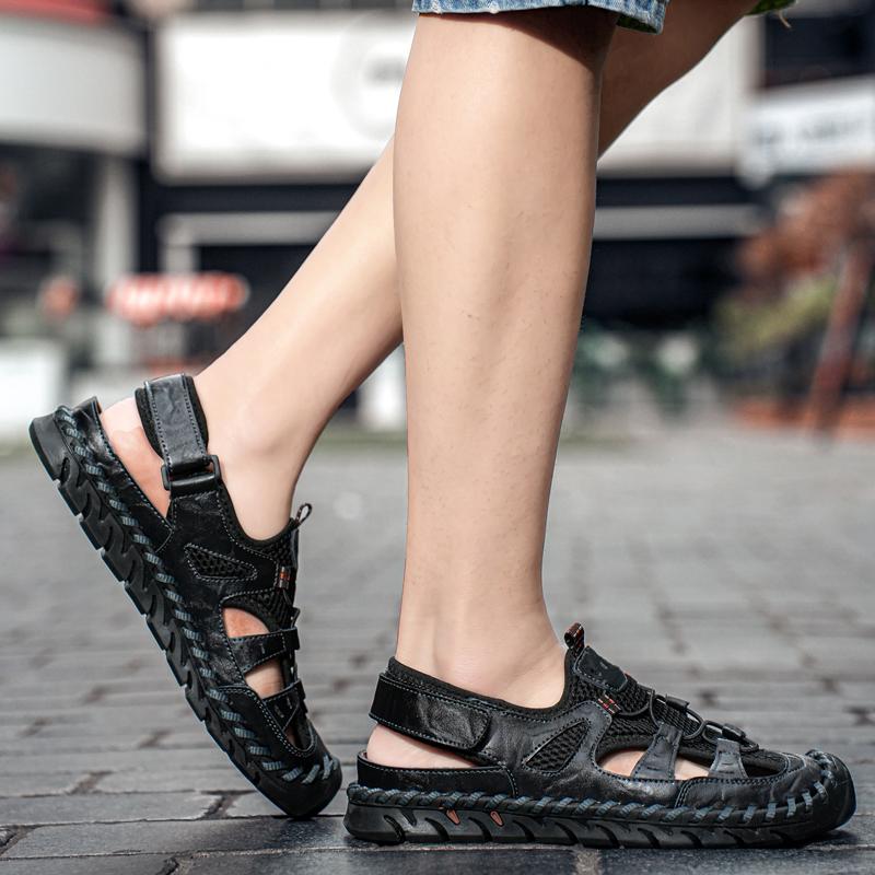 Ručně vyráběné letní sandály pánské prodyšné kožené boty pánské retro outdoorové pánské sandály protiskluzové plážové sandály duté boty obuv