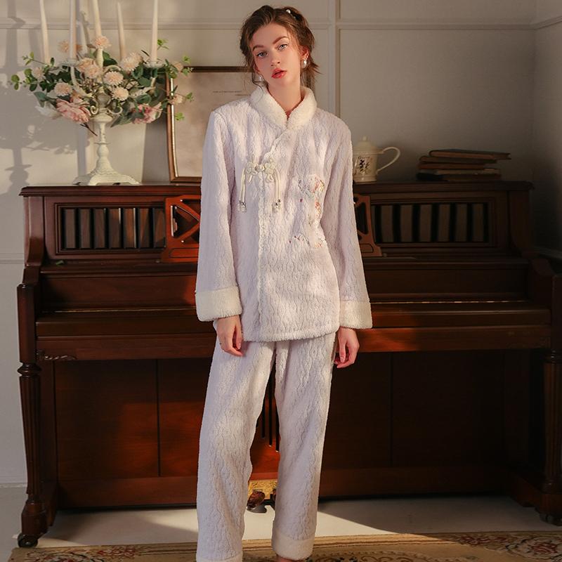 Women’s Plush Sleeping Suits Sexy Velvet Embroidered Chinese Knot Outer Robe and Pants Lounge Pajamas Comfortable Clothing