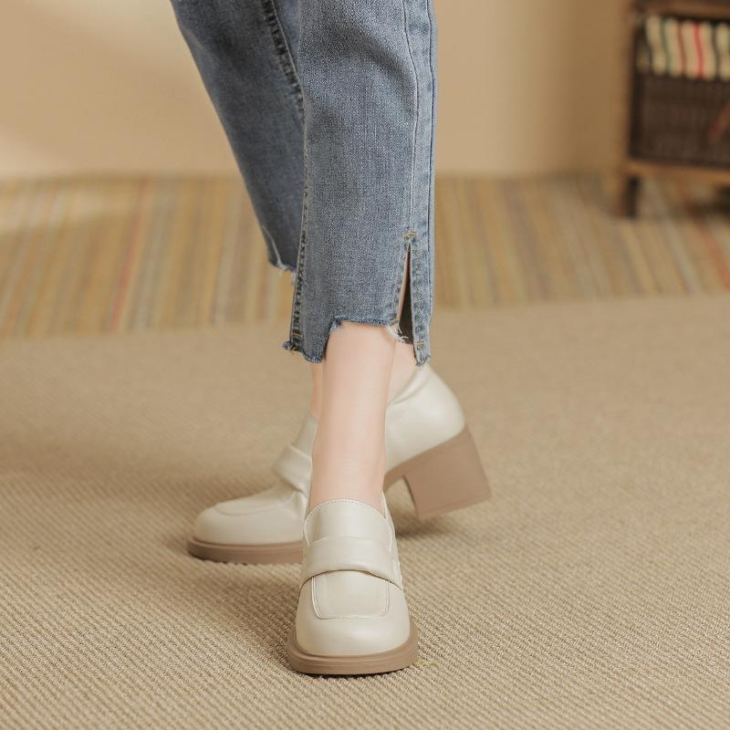 Women's Low Heels Platform Loafers Shoes Casual Comfort Chunky Block Heel Square Toe Pumps Non-Slip Party Office Work Dressy Pumps Shoes for Women