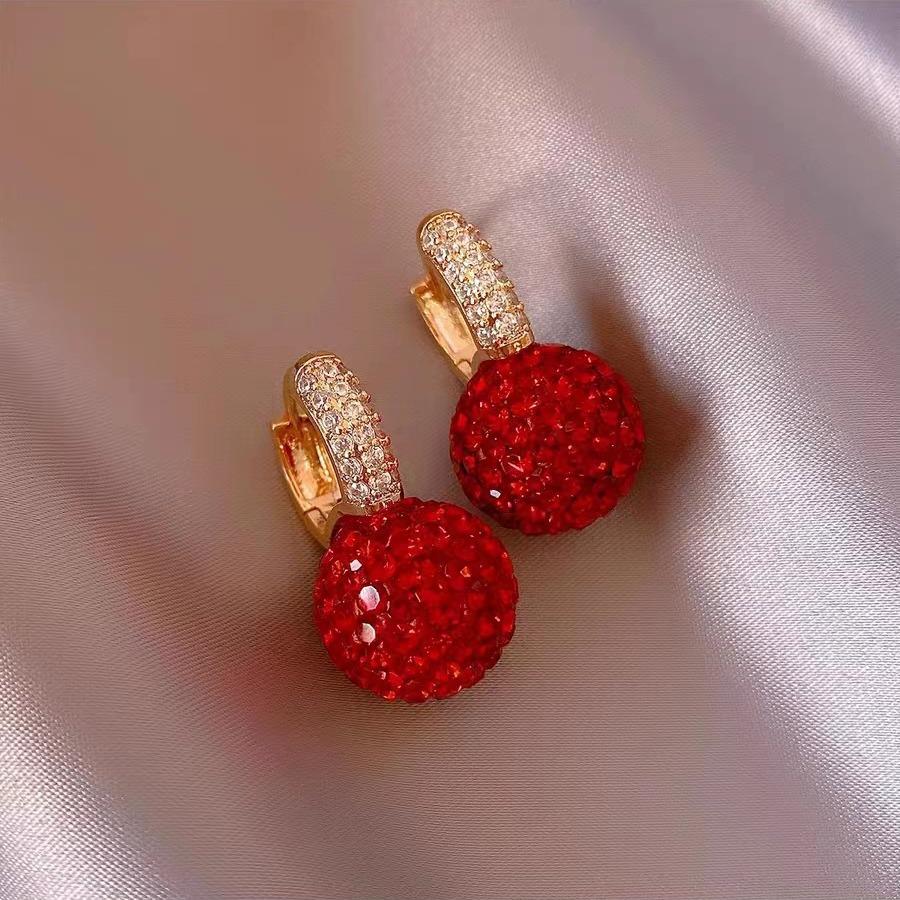 Elegant 2025 French Red Diamond Ear Cuffs: Simple, Unique Design Earrings.