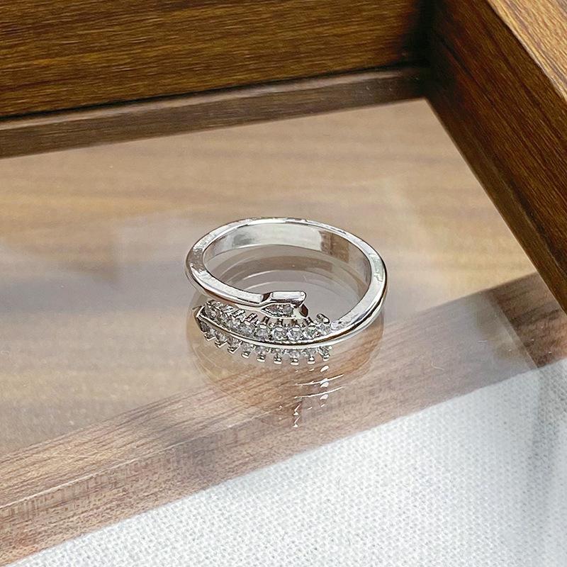 Day Cold Wind Zircon Light Luxury High Sense Open Ring Exquisite Geometric Personality Niche Ring Woman