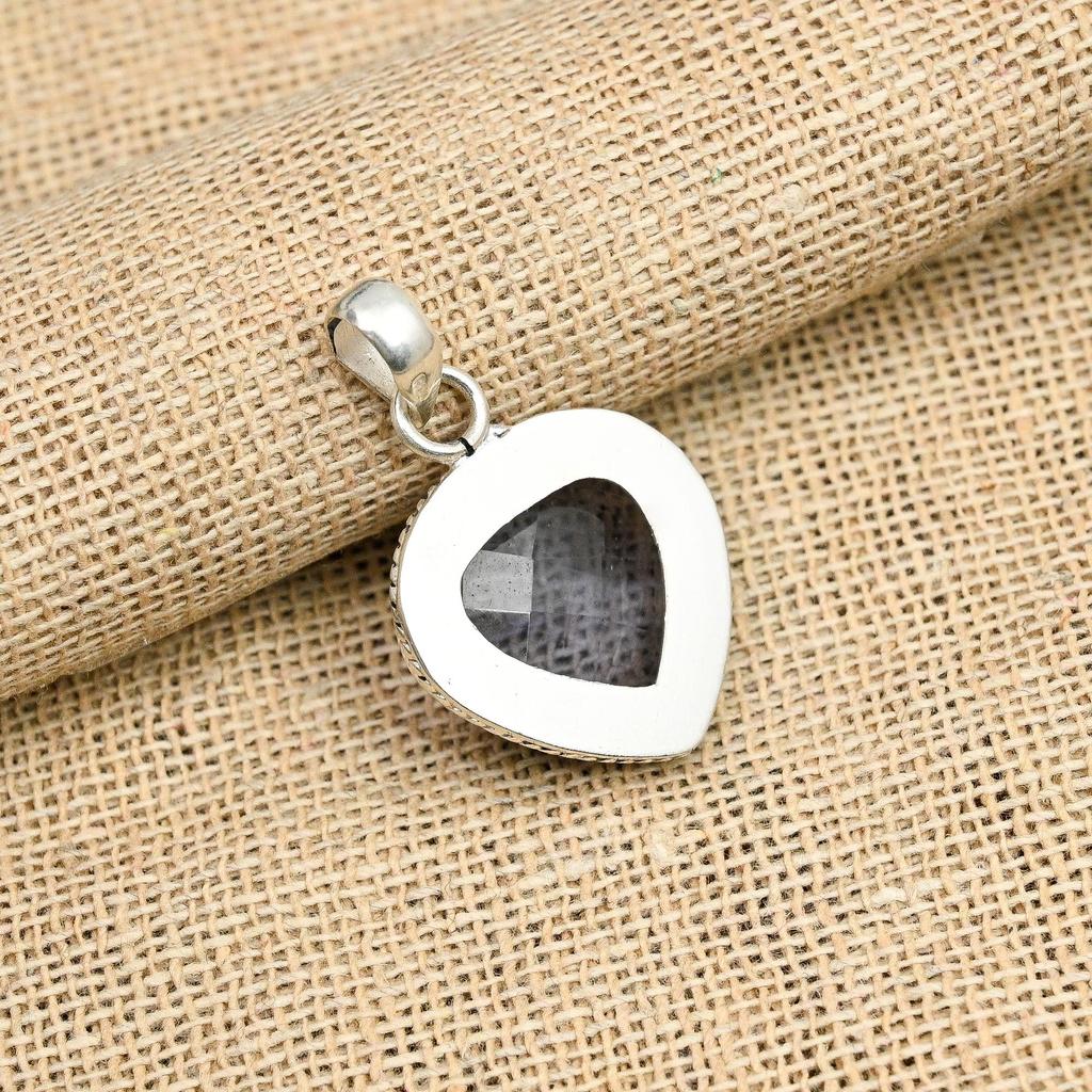 Iolite Gemstone 925 Sterling Silver Handmade Pendant Jewelry Beauteous Gift For Love