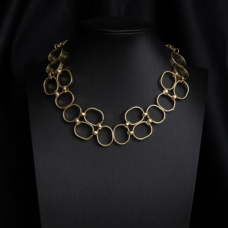 Necklace Geometric Round Splicing Personalized Necklace Exaggerated Wind Metal Tassel Clavicle Chain