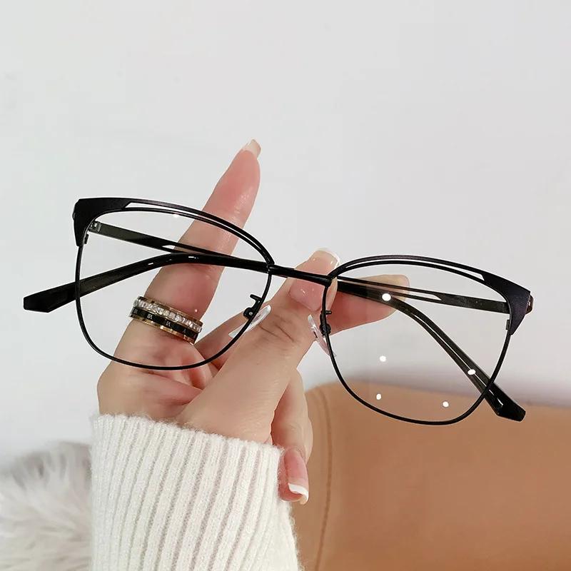 

New Fashionable Luxury Metal Frame Women S Flat Light Glasses Ultra Light Neutral High Quality Anti Blue Light Glasses