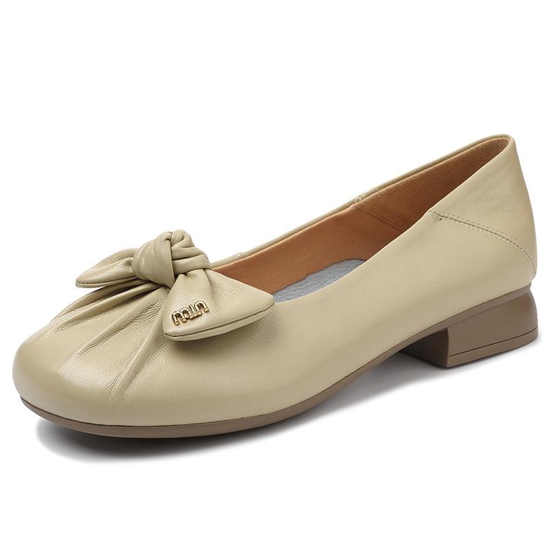 

Модная женская обувь-лодочки с бантами из натуральной кожи 24 Летний новый стиль Легкий вырез Круглый носок На одну ногу Низкий каблук Универсальный Большой размер 43