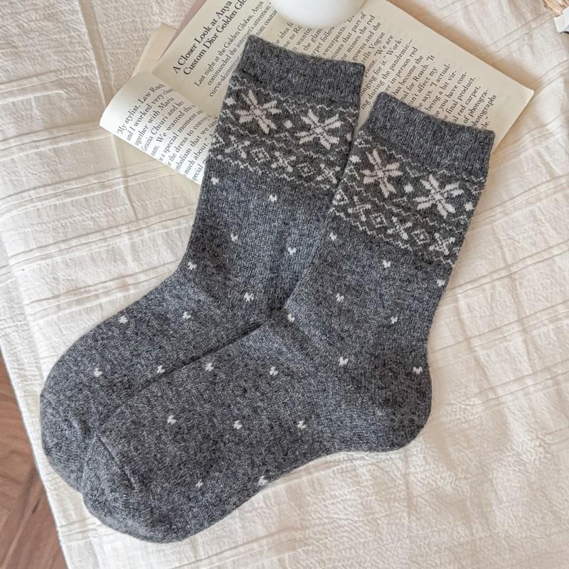 Socks Medium Tube Socks Season Warm Retro Wool Socks Thickened Stockings Pastoral Stacking Socks Women