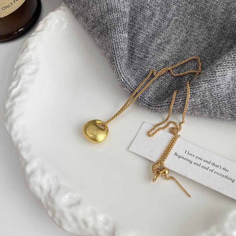 Chinese Style Sand Gold Necklace: Strong Color Retention, Light Luxury, Versatile Sweater Chain, High-End Clavicle Jewelry
