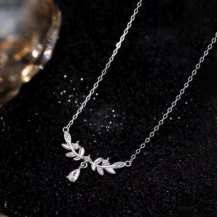 2024 Women's Sterling Silver Wheat Ear Clavicle Necklace - Light Luxury High-End Design