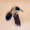 Fashionable Key Holder Key Ornament Alligator Claw Shape Bags and Wallets Accessory Present for Fashion Enthusiasts